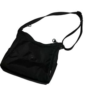 Pacsafe CitySafe 100 Anti-Theft Hand Bag crossbody black